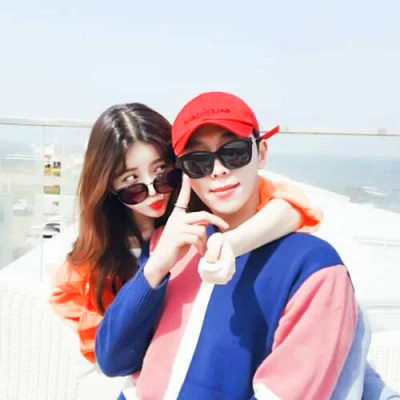 2023一左一右最潮情侣头像两张(24张)