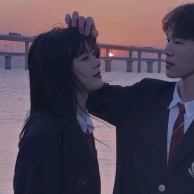 校园风清纯情侣头像图片(18张)