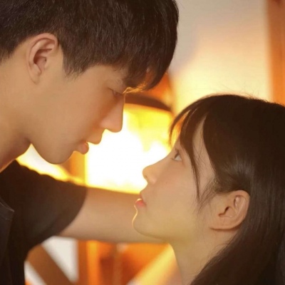 校园风清纯情侣头像图片(18张)