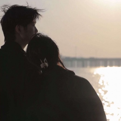 校园风清纯情侣头像图片(18张)