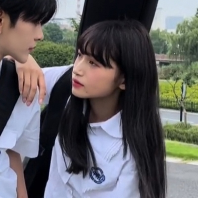 高清好看的真人年轻学生可用情头(精选24张)