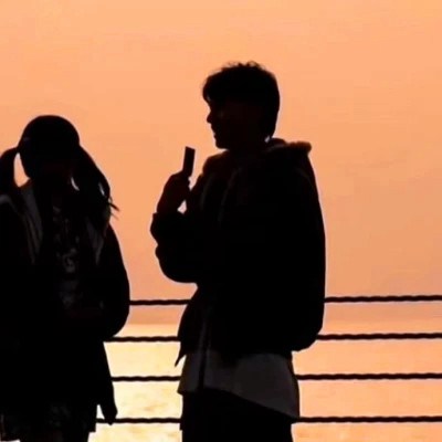 2020年最火爆的情侣头像真人一对(24张)