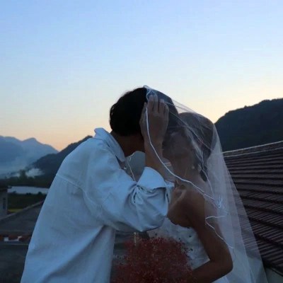 2020年最火爆的情侣头像真人一对(24张)