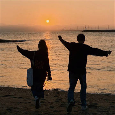 2020年最火爆的情侣头像真人一对(24张)