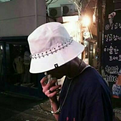 高清嘻哈风格的高质量潮人头像图片(18张)