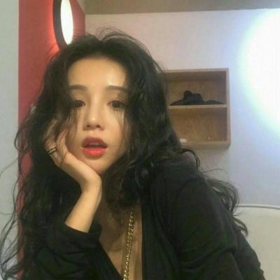 好看的时尚女头像可爱小清新图片(精选26张)