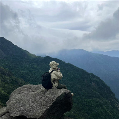 唯美高雅有诗意的微信头像图片男(精选24张)