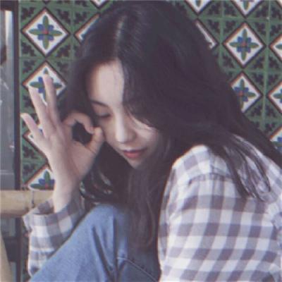 高雅有诗意的微信头像女(精选24张)