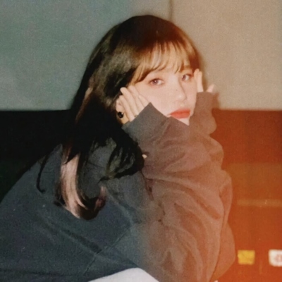 唯美诗意头像女图片(精选21张)