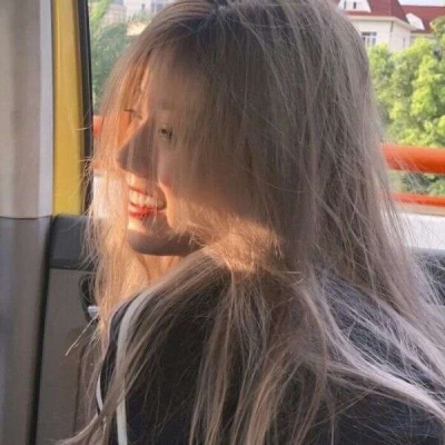 唯美诗意头像女图片(精选21张)