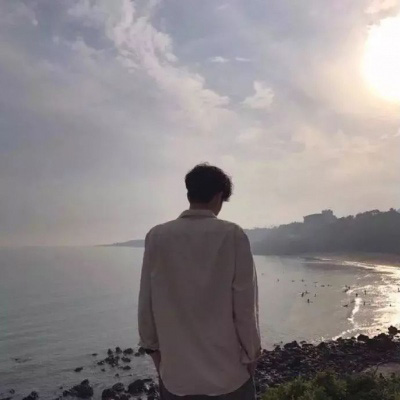 比较独特的情侣头像单人(精选24张)