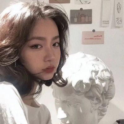 比较独特的情侣头像单人(精选24张)