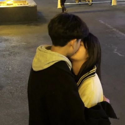 比较独特的情侣头像一左一右高清(精选20张)