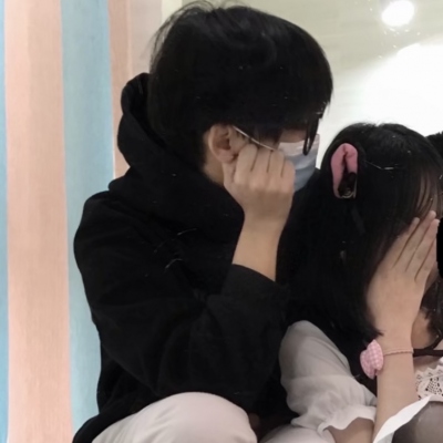 比较独特的情侣头像一左一右高清(精选20张)