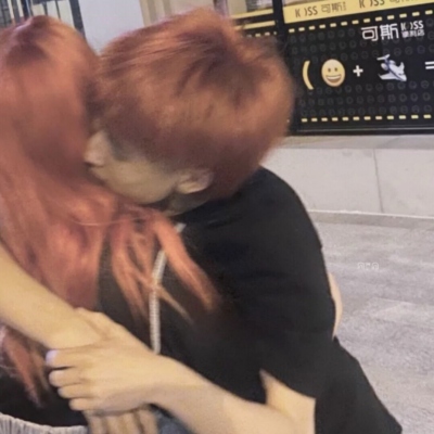 比较独特的情侣头像一左一右高清(精选20张)