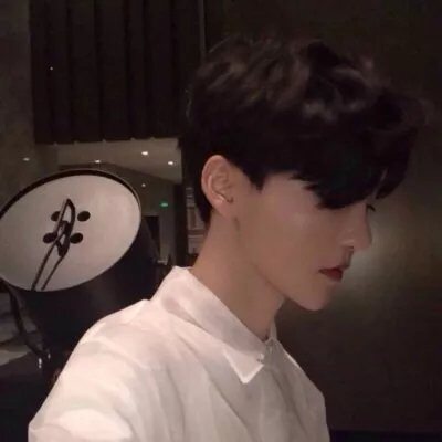 最适合男人格局的微信头像(精选21张)