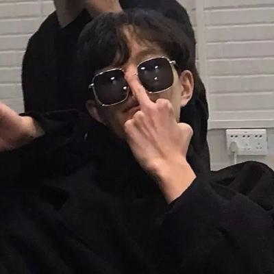 最适合男人的微信头像成熟稳重(精选12张)