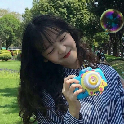 夏天清凉可爱头像女生(18张)