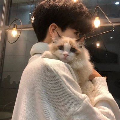 成熟女人喜欢的男人微信头像(21张)