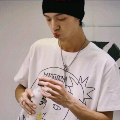 最适合男人的微信头像高清图片(精选24张)