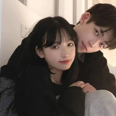 情头一男一女可爱真人高清图(精选24张)