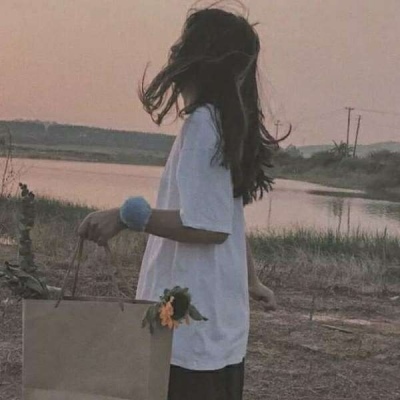 情头一男一女可爱真人高清图(精选24张)