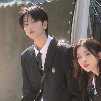 情头一男一女可爱真人高清图(精选24张)