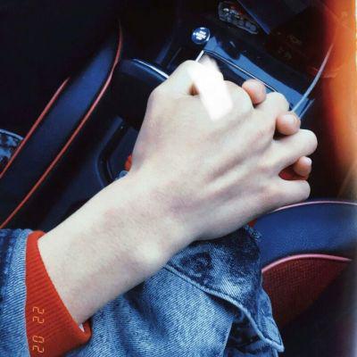 真人情头一男一女分开图片霸气(精选18张)