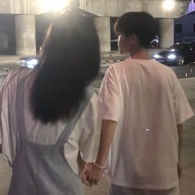 浪漫情侣头像一男一女真人(18张)