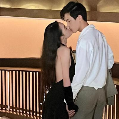 浪漫情侣头像一男一女真人(18张)