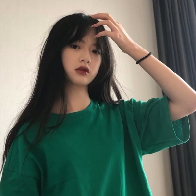 又酷又拽的女生头像图片(精选18张)