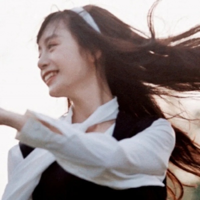 又酷又拽的女生头像图片(精选18张)