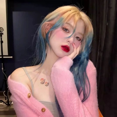 又酷又拽的女生头像图片(精选18张)