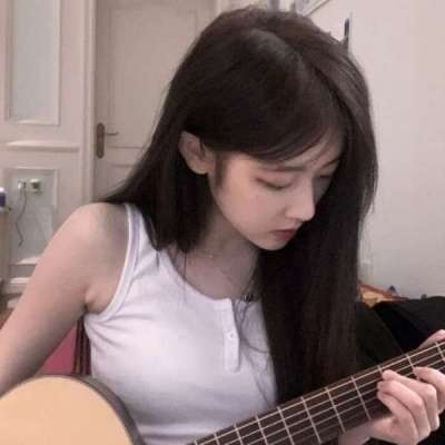 又酷又拽的女生头像图片(精选18张)