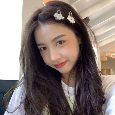 又酷又拽的女生头像图片(精选18张)