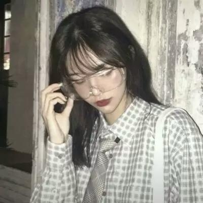 超酷超霸气的女生头像(精选24张)