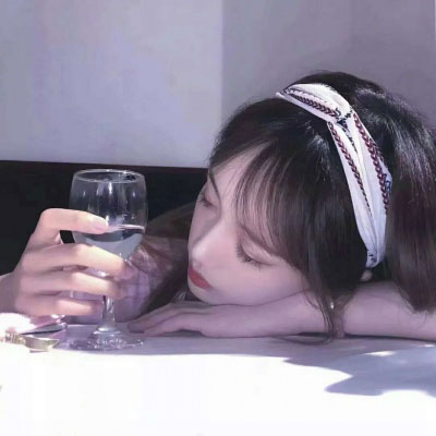 甜美可爱的女生qq头像真人(21张)