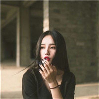 一个人孤独抽烟的头像(精选18张)