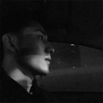 最伤感扎心的头像男(18张)