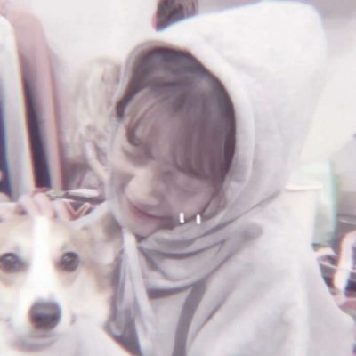 一男一女带宠物的情侣头像(精选22张)