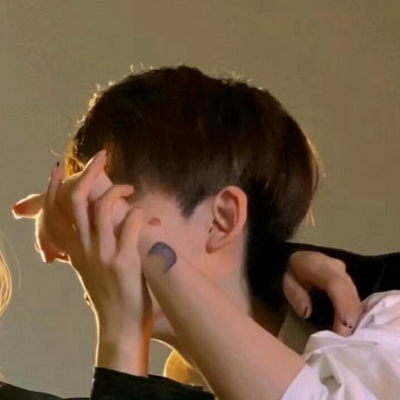 高级感十足情头(精选34张)