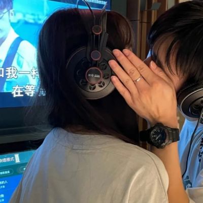 今年新款情侣头像(精选24张)