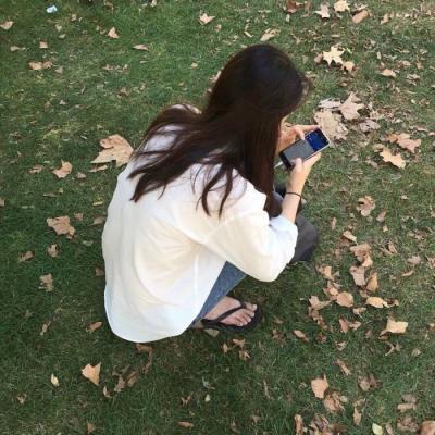 有意境的女孩头像(22张)