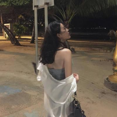 有意境的女孩头像(22张)