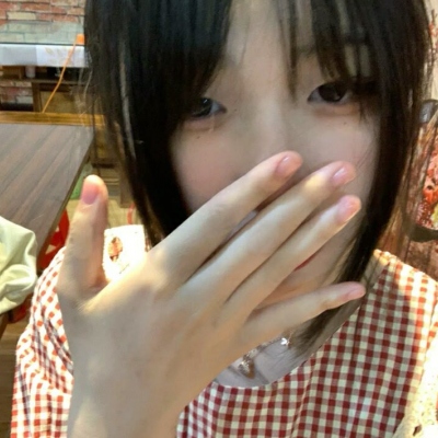 高清微丧女生头像(24张)