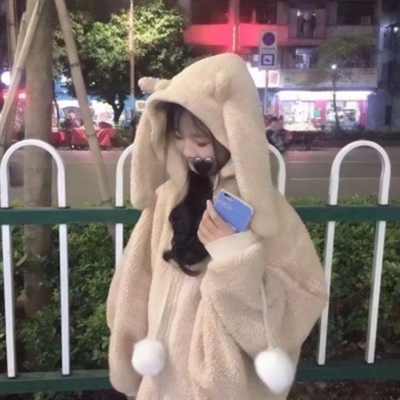 高清微丧女生头像(24张)