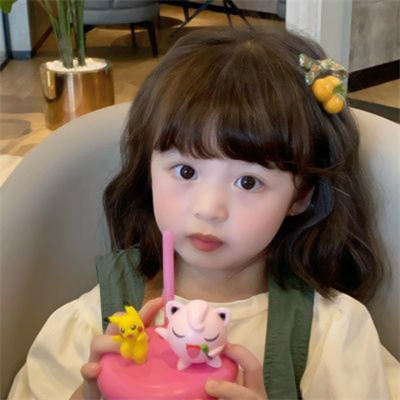 网红小女孩的头像(精选24张)