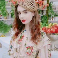 碎花图片小清新女生头像(精选18张)