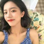 碎花图片小清新女生头像(精选18张)