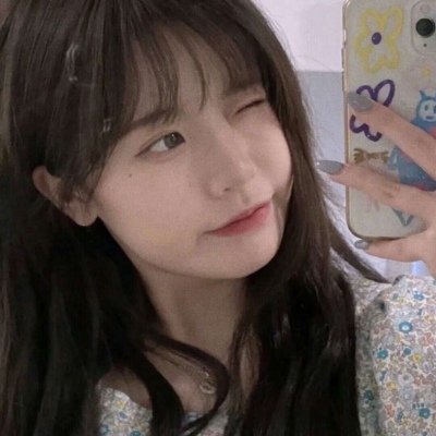 碎花图片小清新女生头像(精选18张)